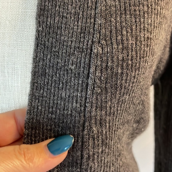 KENAR women’s 100% merino wool ribbed cardigan tie front sweater grey size Med - Picture 4 of 7